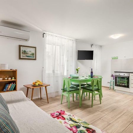 Adeona Apartments リエカ エクステリア 写真