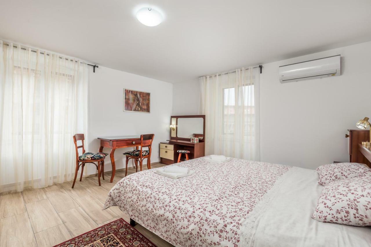 Adeona Apartments リエカ エクステリア 写真