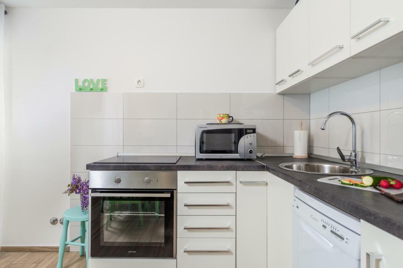 Adeona Apartments リエカ エクステリア 写真