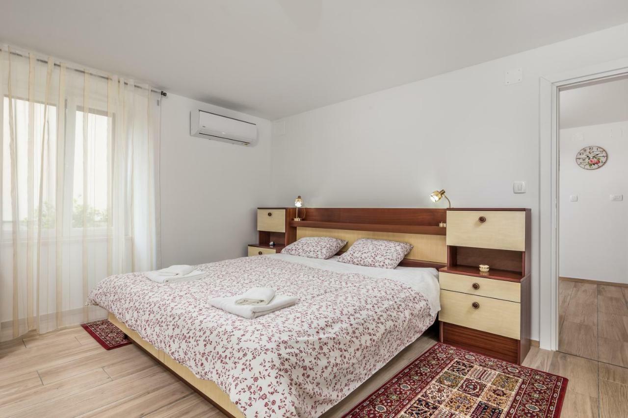 Adeona Apartments リエカ エクステリア 写真